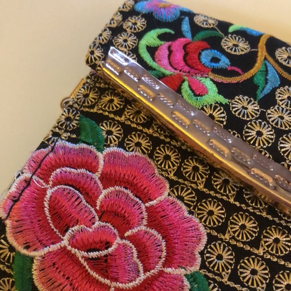 Clutch Purse - Picture 2 of 8